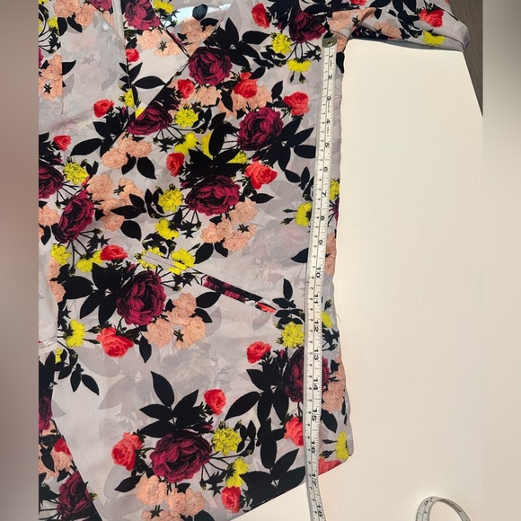 ASTR Floral Kimono Style Blazer size small - Picture 4 of 6